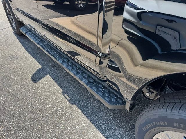 2025 Ford F-150 Lightning Flash w/ Extended Range Battery + Mobile Cord