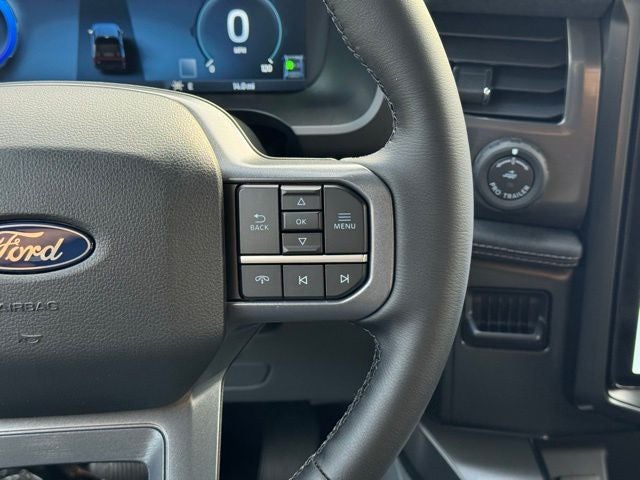 2025 Ford F-150 Lightning Flash w/ Mobile Power Cord + Heated Steering Wheel