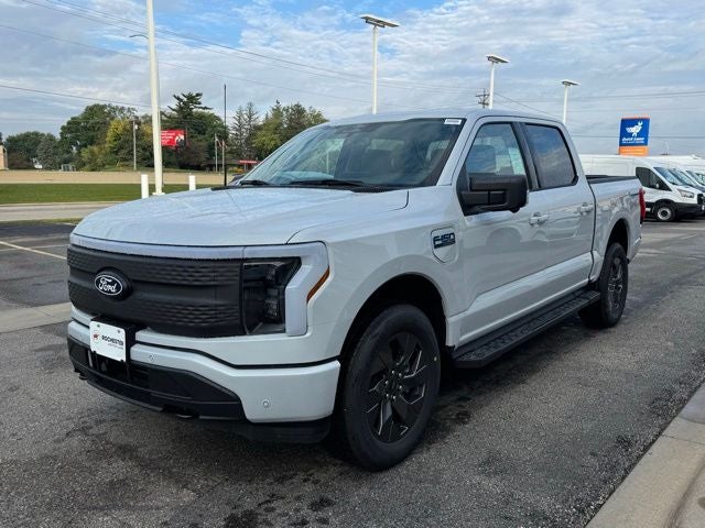 2025 Ford F-150 Lightning Flash w/ Mobile Power Cord + Heated Steering Wheel