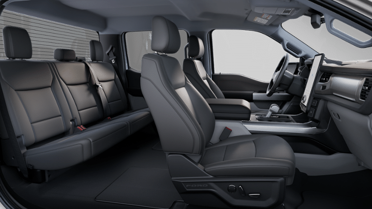 2025 Ford F-150 Lightning Flash w/ Mobile Power Cord + Heated Steering Wheel