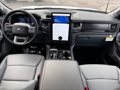 2025 Ford F-150 Lightning Flash w/ Extended Range Batt