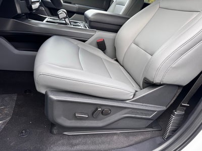 2025 Ford F-150 Lightning Flash w/ Extended Range Batt