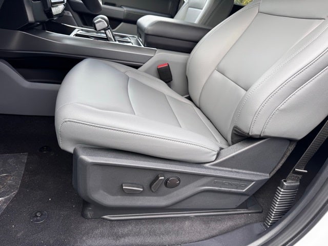 2025 Ford F-150 Lightning Flash w/ Extended Range Batt