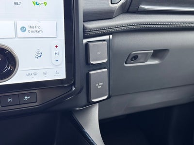 2025 Ford F-150 Lightning Flash w/ Extended Range Batt