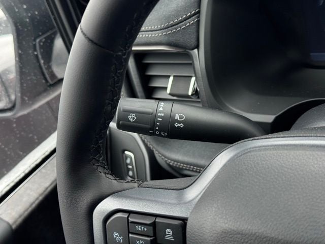 2025 Ford F-150 Lightning Flash w/9.6KW Pro Power Onboard + Max Tow