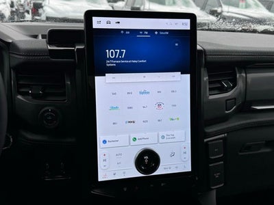 2025 Ford F-150 Lightning Flash w/9.6KW Pro Power Onboard + Max Tow