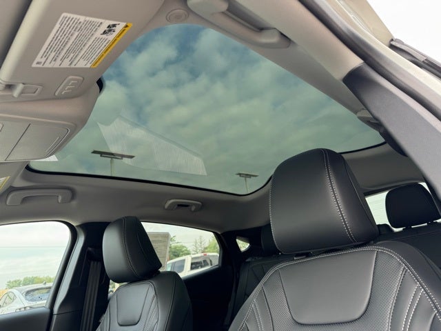 2025 Ford Mustang Mach-E Premium w/ Extended Range and Pano Roof