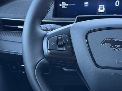 2025 Ford Mustang Mach-E Premium Extended Rang w/ Panoramic Glass Roof