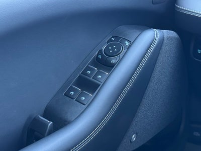 2025 Ford Mustang Mach-E Premium Extended Rang w/ Panoramic Glass Roof