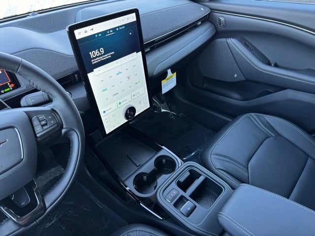 2025 Ford Mustang Mach-E Premium Extended Rang w/ Panoramic Glass Roof