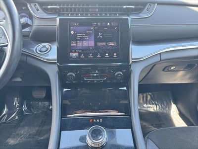 2022 Jeep Grand Cherokee L Altitude 4WD