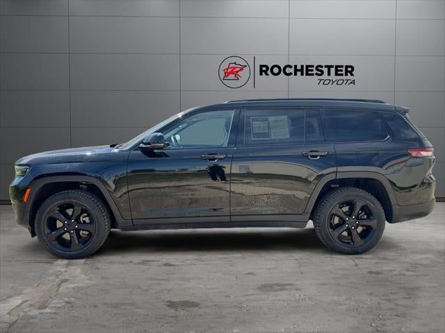 2022 Jeep Grand Cherokee L Altitude 4WD