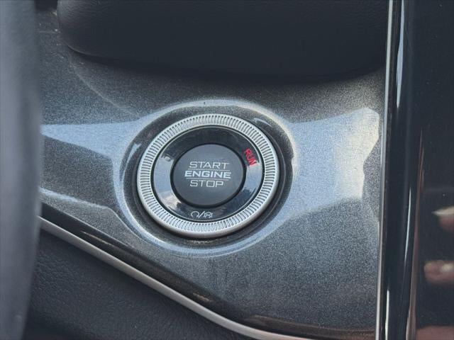 2022 Jeep Grand Cherokee L Altitude 4WD