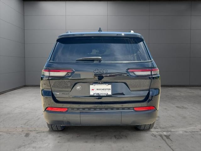 2022 Jeep Grand Cherokee L Altitude 4WD