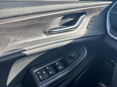 2023 Jeep Grand Cherokee L Limited 4WD