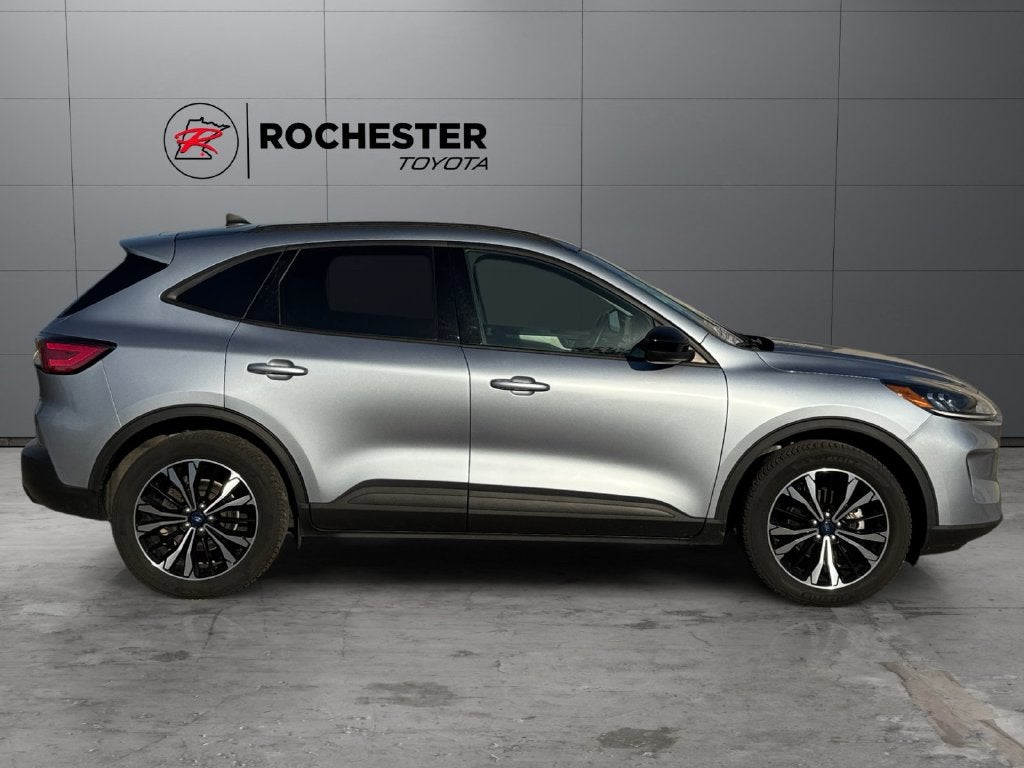 2022 Ford Escape Hybrid SE AWD
