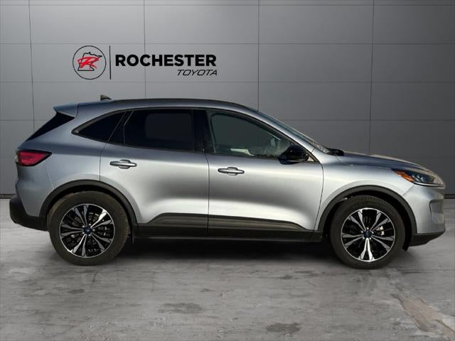 2022 Ford Escape Hybrid SE AWD