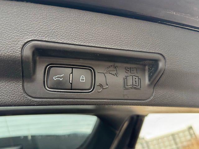 2020 Ford Explorer XLT 4WD