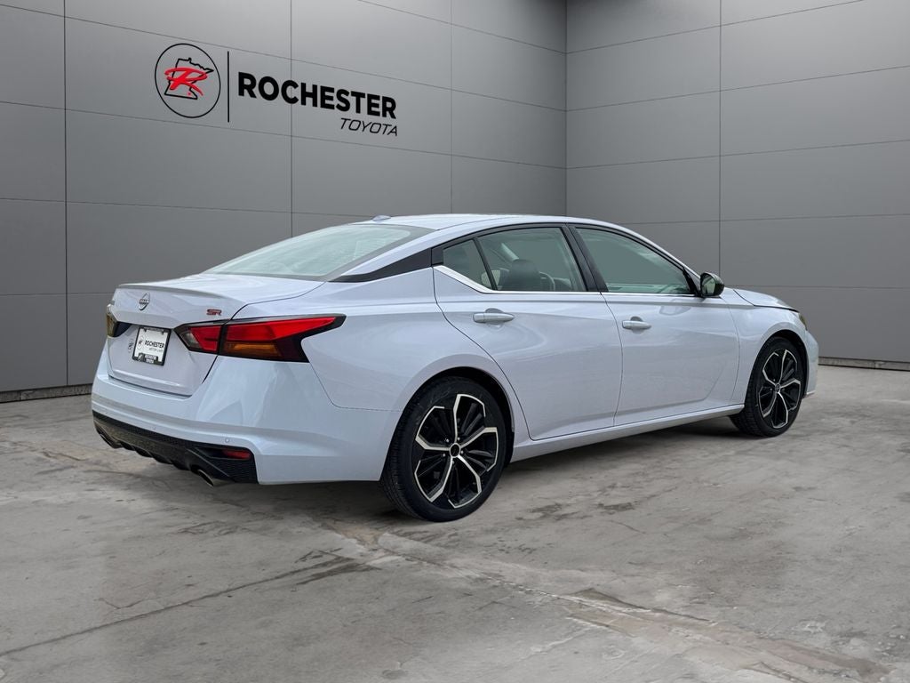2024 Nissan Altima 2.5 SR FWD