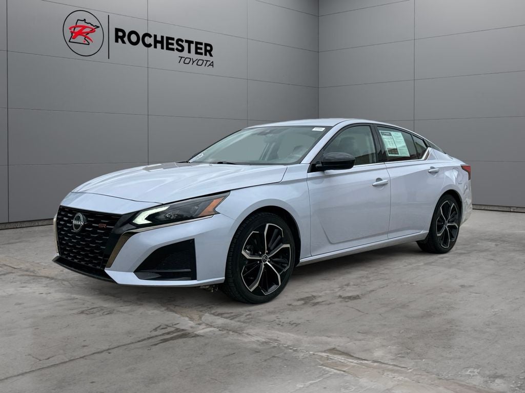 2024 Nissan Altima 2.5 SR FWD