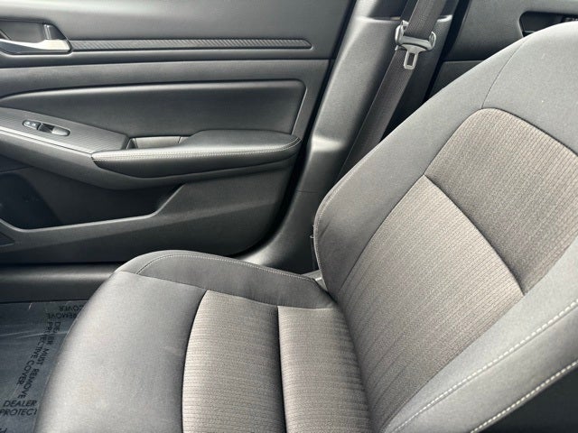 2024 Nissan Altima 2.5 SV FWD