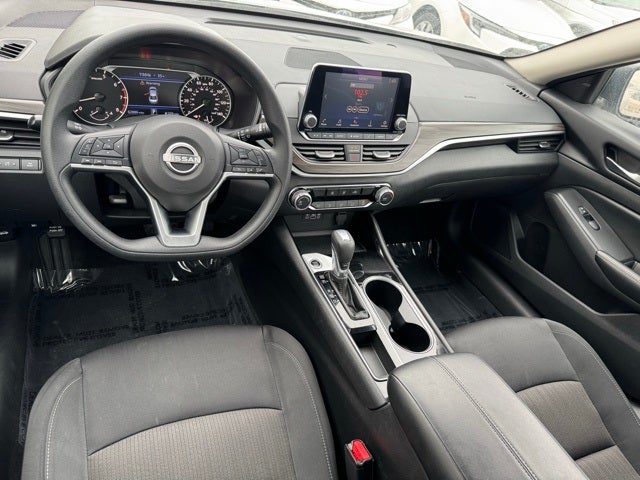2024 Nissan Altima 2.5 SV FWD