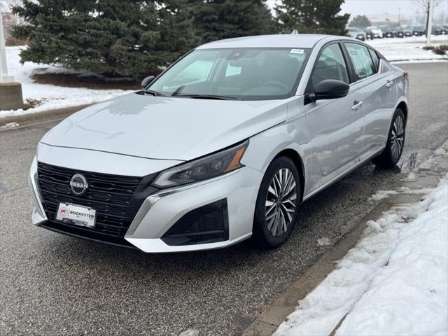 2024 Nissan Altima 2.5 SV FWD