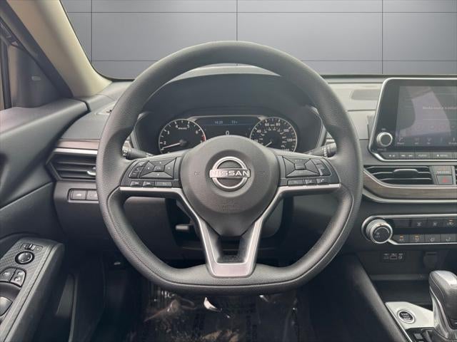 2024 Nissan Altima 2.5 SV FWD