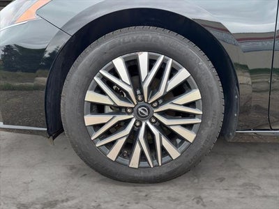 2024 Nissan Altima 2.5 SV FWD