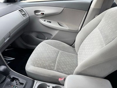 2009 Toyota Corolla LE FWD