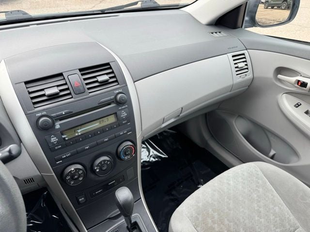 2009 Toyota Corolla LE FWD