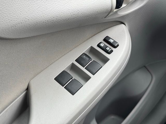 2009 Toyota Corolla LE FWD