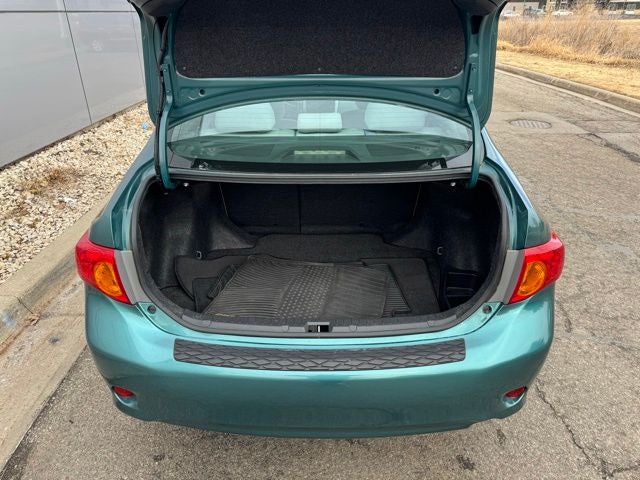 2009 Toyota Corolla LE FWD