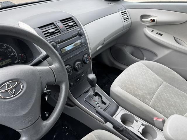 2009 Toyota Corolla LE FWD