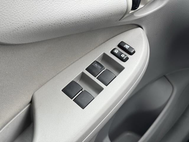 2009 Toyota Corolla LE FWD