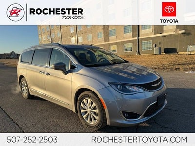 2018 Chrysler Pacifica Touring L FWD