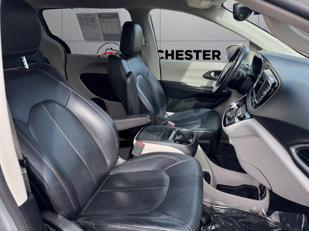 2019 Chrysler Pacifica Touring L FWD
