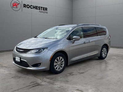 2019 Chrysler Pacifica Touring L FWD