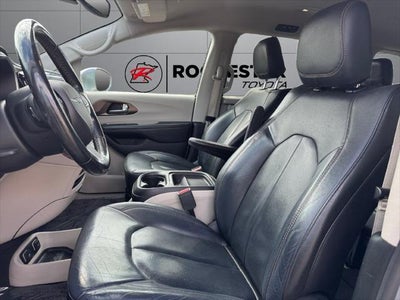 2019 Chrysler Pacifica Touring L FWD