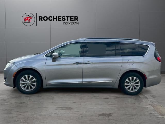 2019 Chrysler Pacifica Touring L FWD