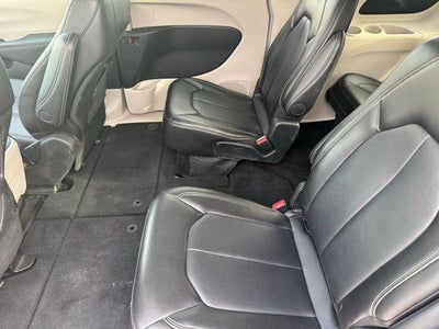 2024 Chrysler Pacifica Touring L FWD