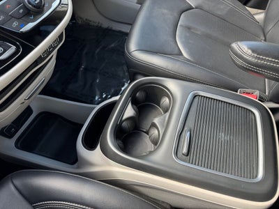 2024 Chrysler Pacifica Touring L FWD
