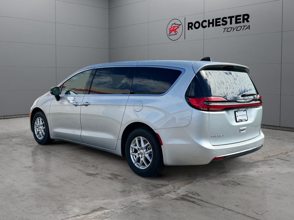 2024 Chrysler Pacifica Touring L FWD