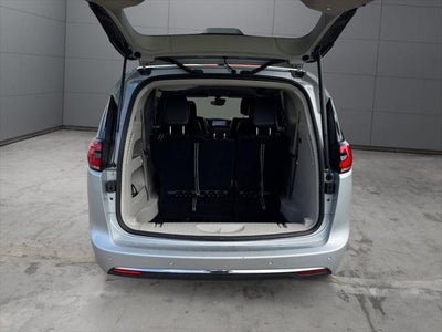 2024 Chrysler Pacifica Touring L FWD