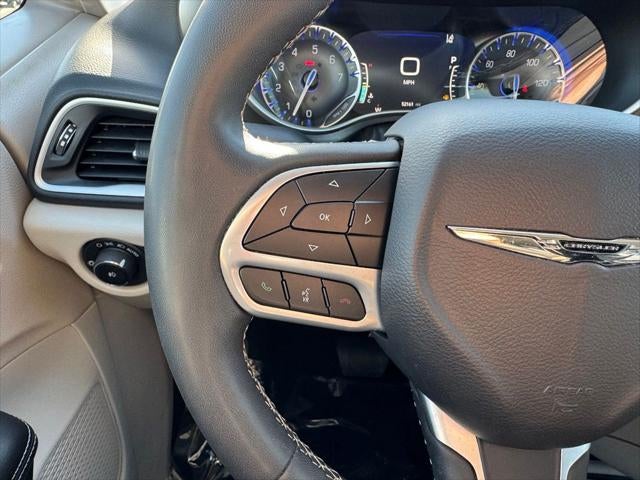 2024 Chrysler Pacifica Touring L FWD