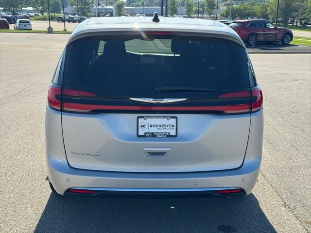 2024 Chrysler Pacifica Touring L FWD
