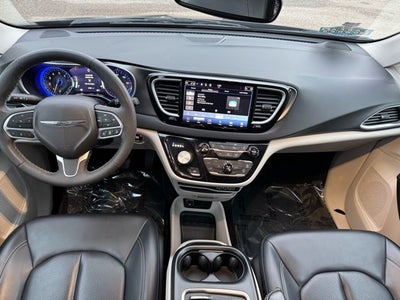 2023 Chrysler Pacifica Touring L FWD