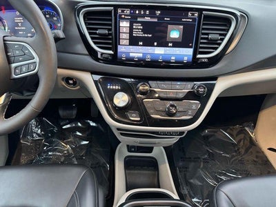 2023 Chrysler Pacifica Touring L FWD
