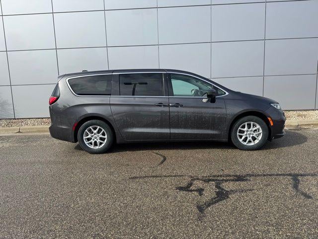 2023 Chrysler Pacifica Touring L FWD