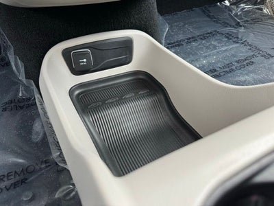 2024 Chrysler Voyager LX FWD